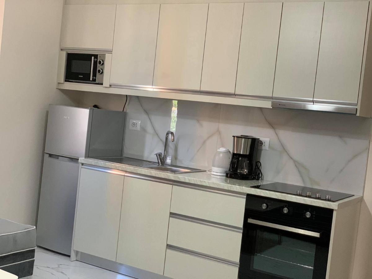Dream Apartments Saranda Esterno foto