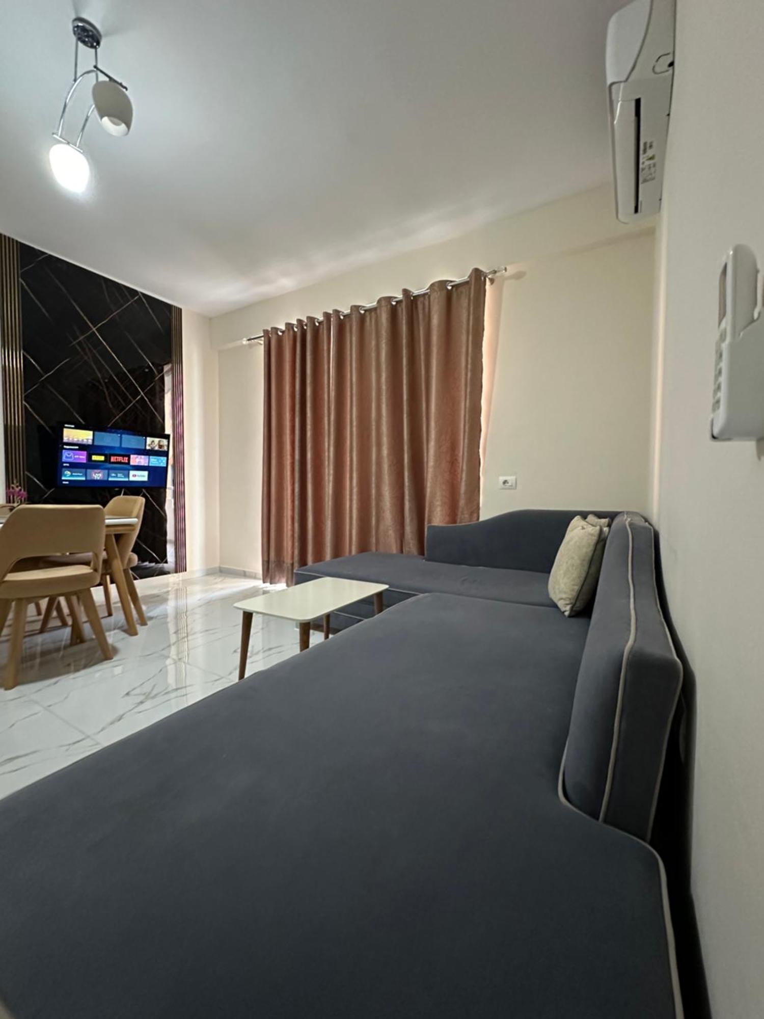 Dream Apartments Saranda Esterno foto