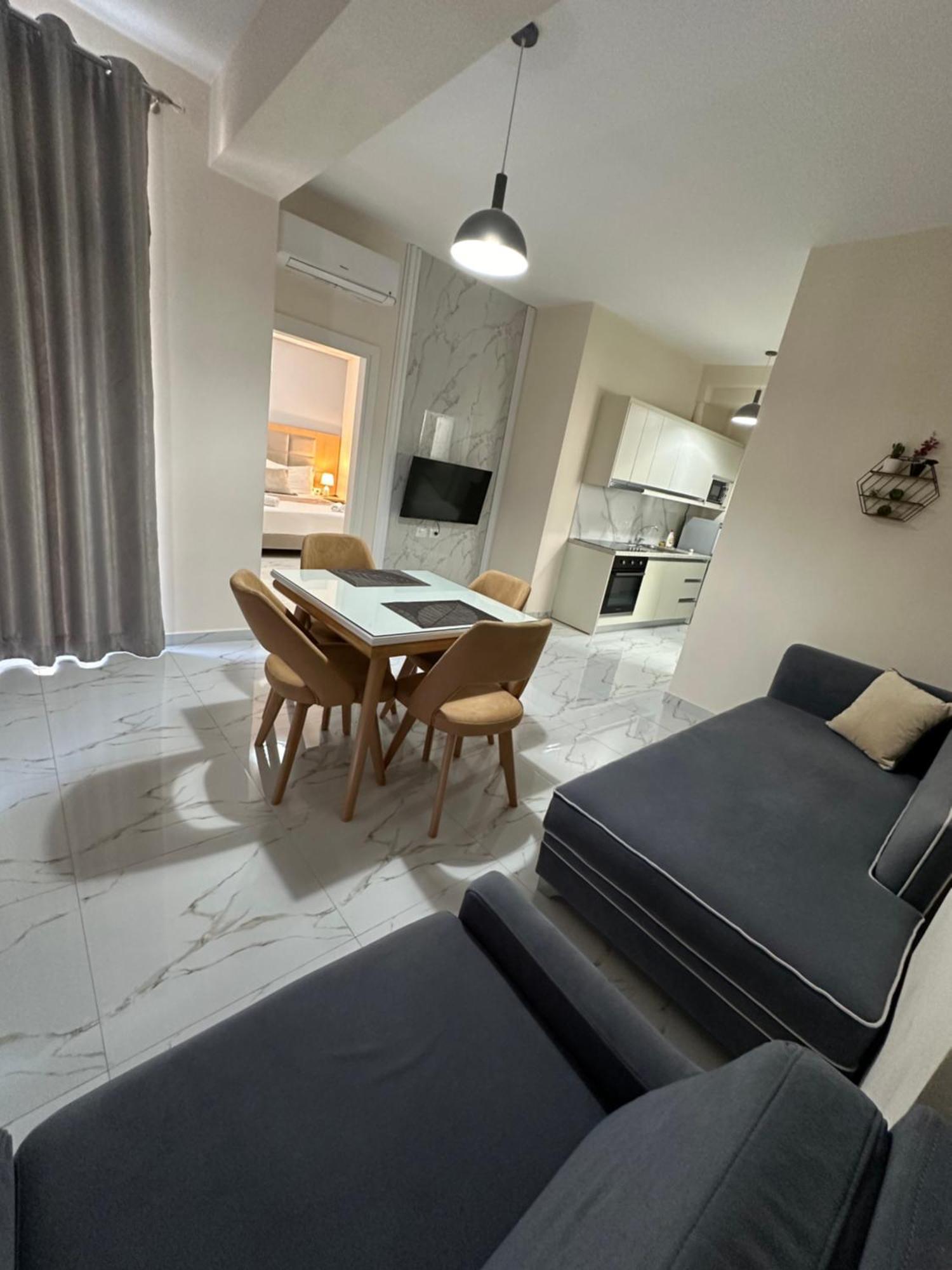 Dream Apartments Saranda Esterno foto